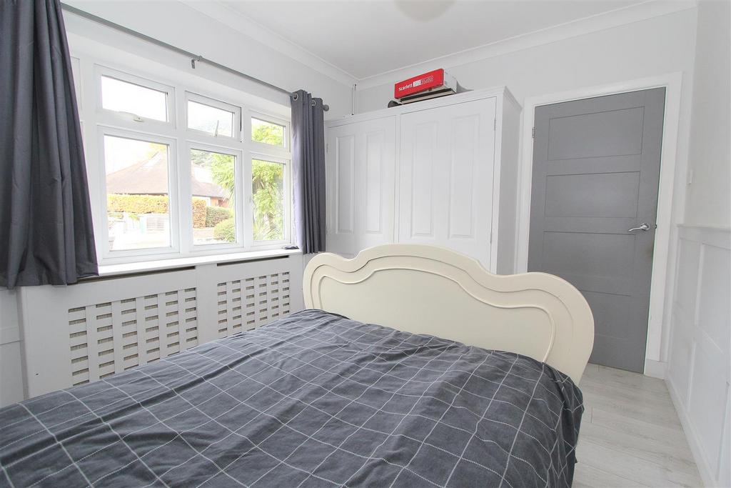 Bed 3b.JPG