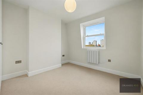 1 bedroom apartment for sale, Battersea Park Road, London