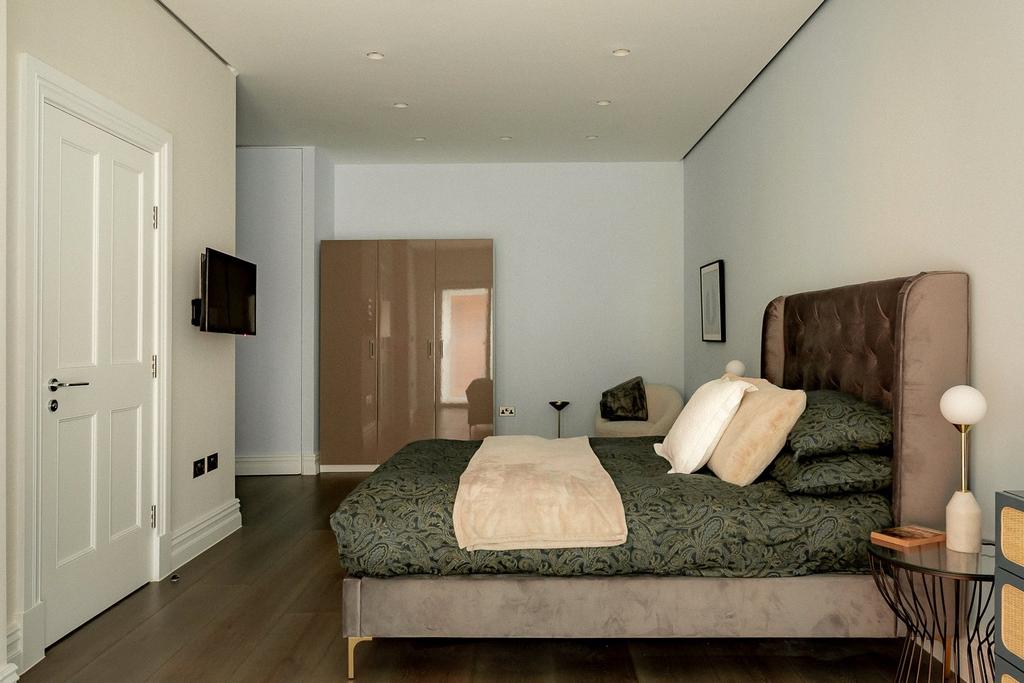 Double Bedroom