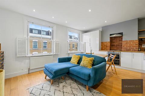 1 bedroom apartment for sale, Battersea Park Road, Battersea, London