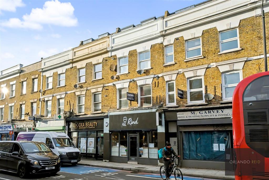 258 B Battersea Park Road SW11 3 BP-12.jpg