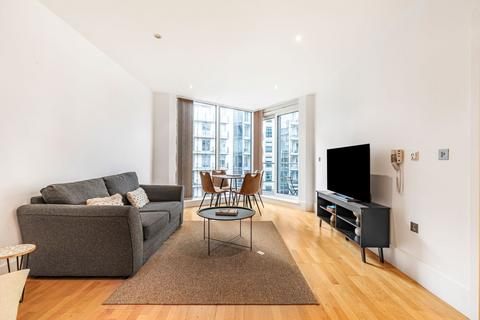 2 bedroom flat to rent, Juniper Drive, London, SW18