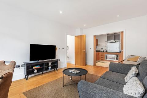 2 bedroom flat to rent, Juniper Drive, London, SW18
