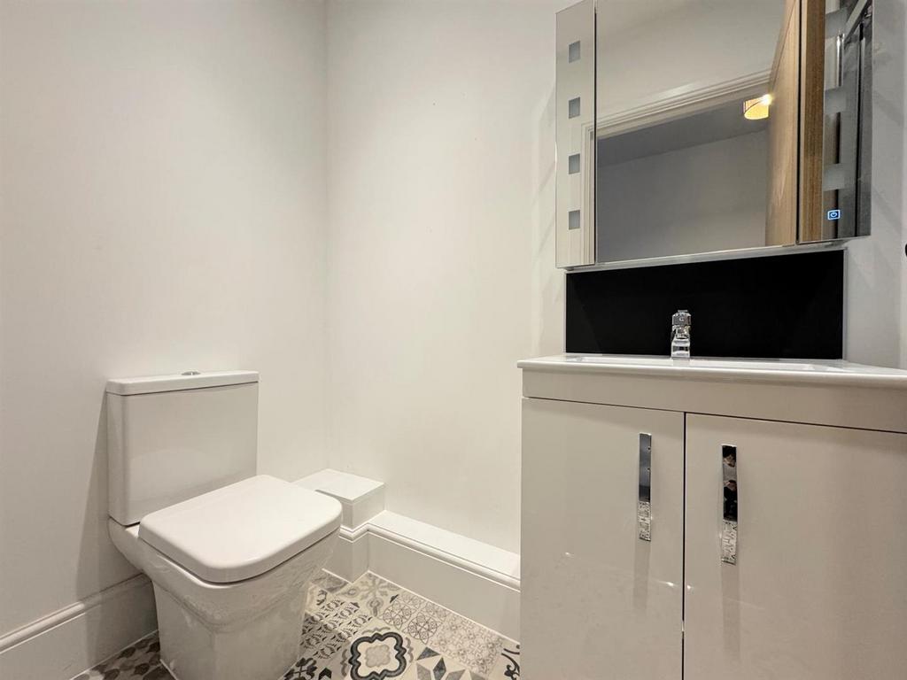 En suite shower room