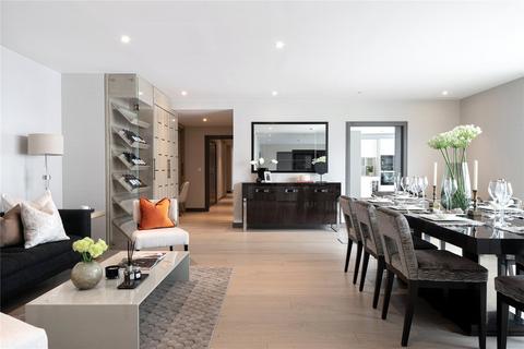 4 bedroom flat to rent, Lockgate Road, London