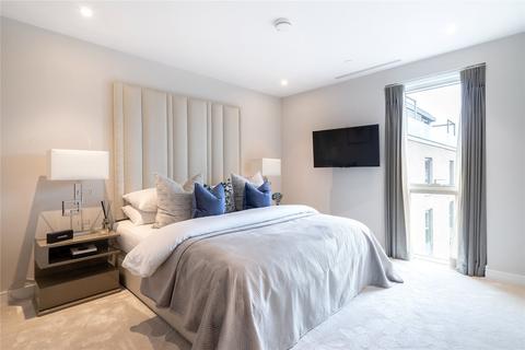 4 bedroom flat to rent, Lockgate Road, London