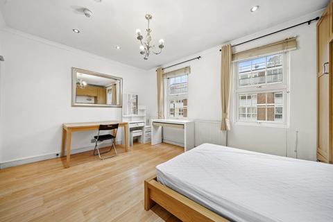 Studio to rent, Broadley Street, London