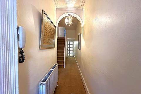 3 bedroom terraced house for sale, Abbey Road, Torquay