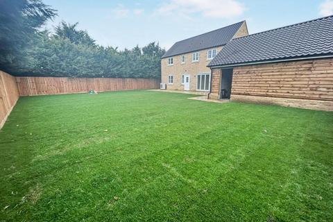 4 bedroom detached house for sale, Pipistrelle Drive, King's Lynn PE33