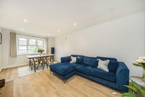 1 bedroom flat for sale, Theatre Street, London SW11