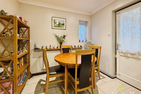 undefined, Queensfield , Gainsborough DN21