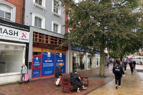 Retail property (high street) to rent, 54 Calverley Rd Tunbridge Wells TN1 2TD