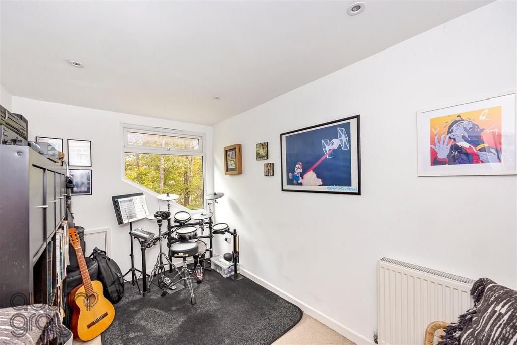 Loder Road, 95-025 - Copy.JPG
