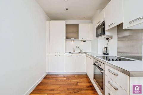 2 bedroom flat for sale, The Edge, Clowes Street, Salford, Greater Manchester, M3