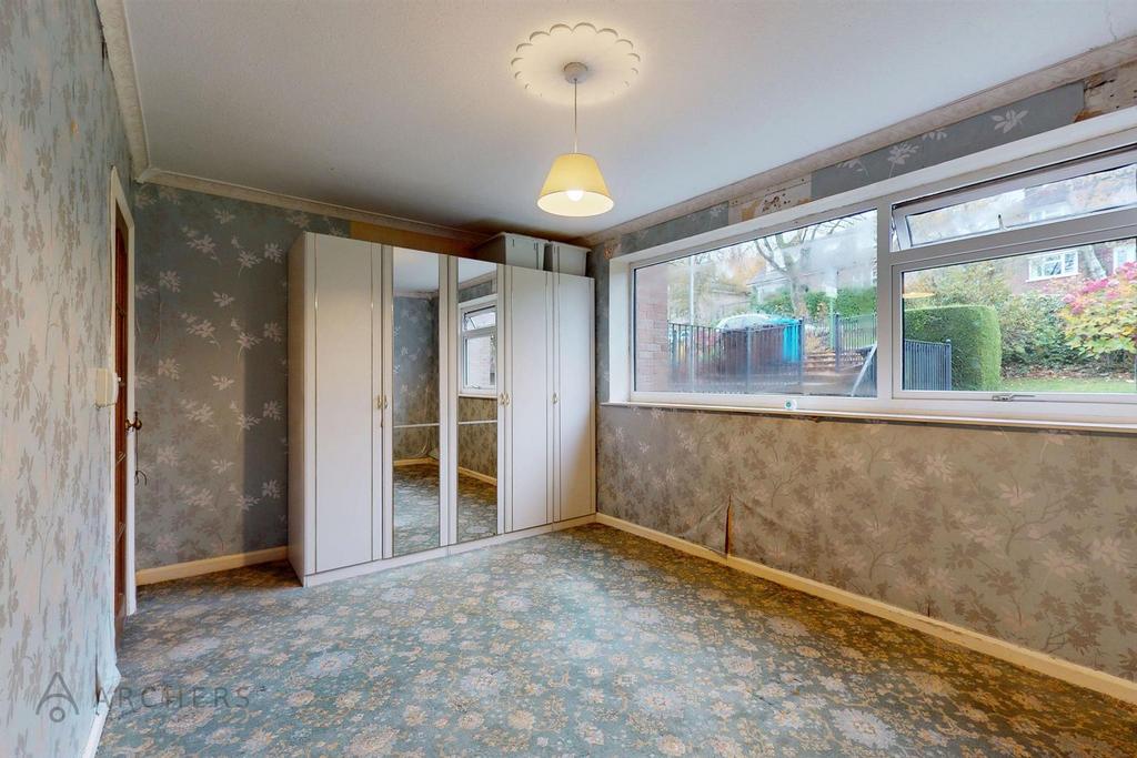 1,18 Moorbank Road(Interior)-6.jpg