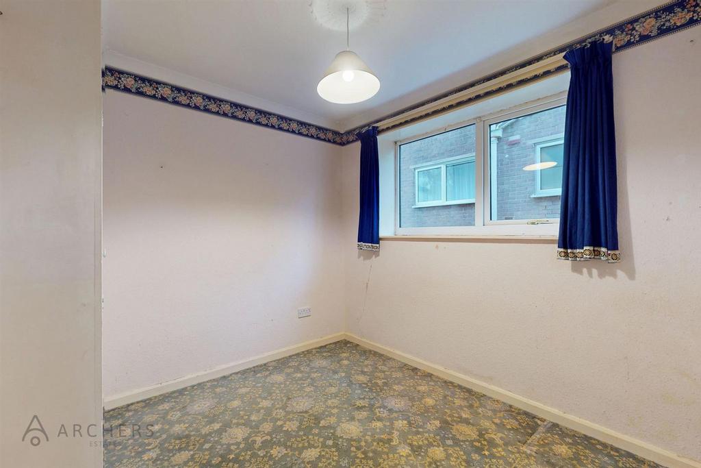 1,18 Moorbank Road(Interior)-9.jpg