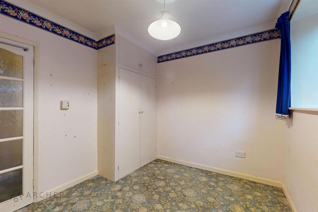 1,18 Moorbank Road(Interior)-8.jpg