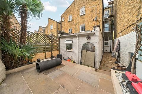 2 bedroom flat for sale, Heyford Avenue, Oval, London, SW8