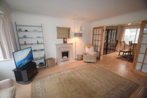 undefined, Gilbert Close, Newport