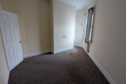 undefined, Flat, 253 Worcester Road, Malvern, Worcestershire, WR14 1AA