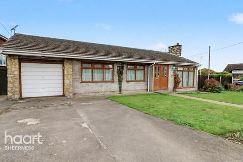 3 bedroom bungalow for sale, Scocles Road, Sheerness