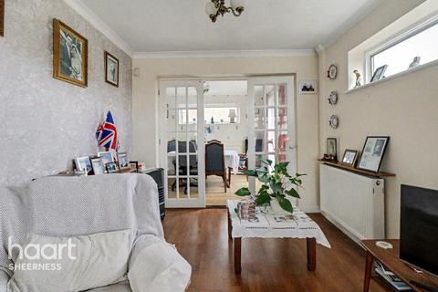 3 bedroom bungalow for sale, Scocles Road, Sheerness