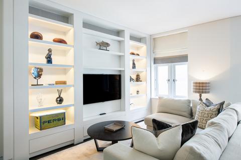 2 bedroom apartment to rent, Duke Street, London, W1K