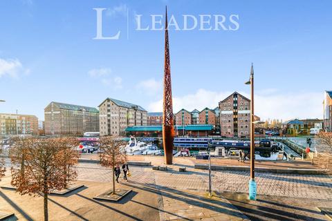 1 bedroom flat to rent, Chelsea Court, Southgate Street, GL1
