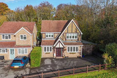 4 bedroom detached house for sale, The Crofts, Hatch Warren Basingstoke RG22 4RE