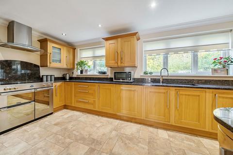 4 bedroom detached house for sale, The Crofts, Hatch Warren Basingstoke RG22 4RE