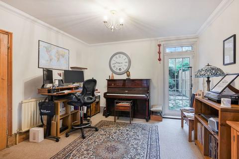 3 bedroom semi-detached house for sale, Oxted Road, Godstone RH9