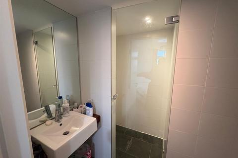 2 bedroom apartment for sale, Old Hall Street, Liverpool L3