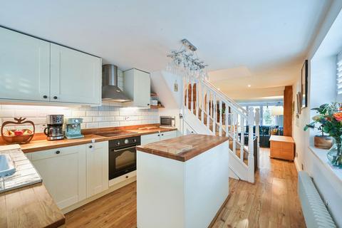 2 bedroom end of terrace house for sale, Holland Road, Oxted RH8