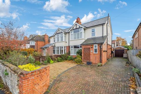undefined, Southern Road, Thame OX9