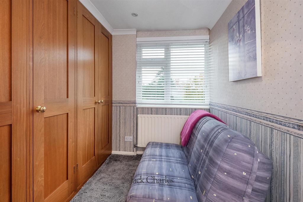 36 Framley Rd, TN10 4 HS 011.jpg