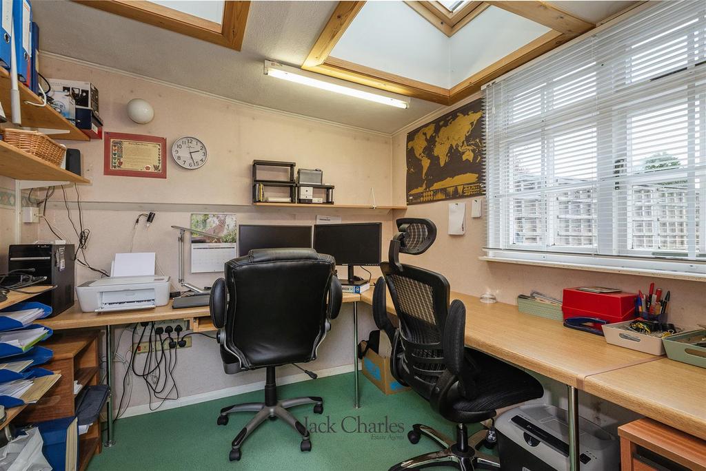 36 Framley Rd, TN10 4 HS 012.jpg