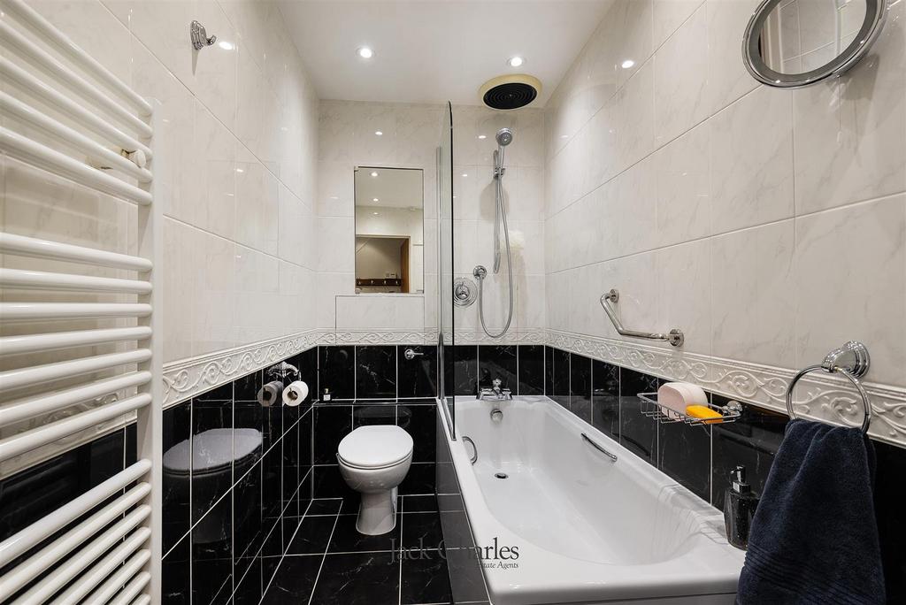 36 Framley Rd, TN10 4 HS 004.jpg