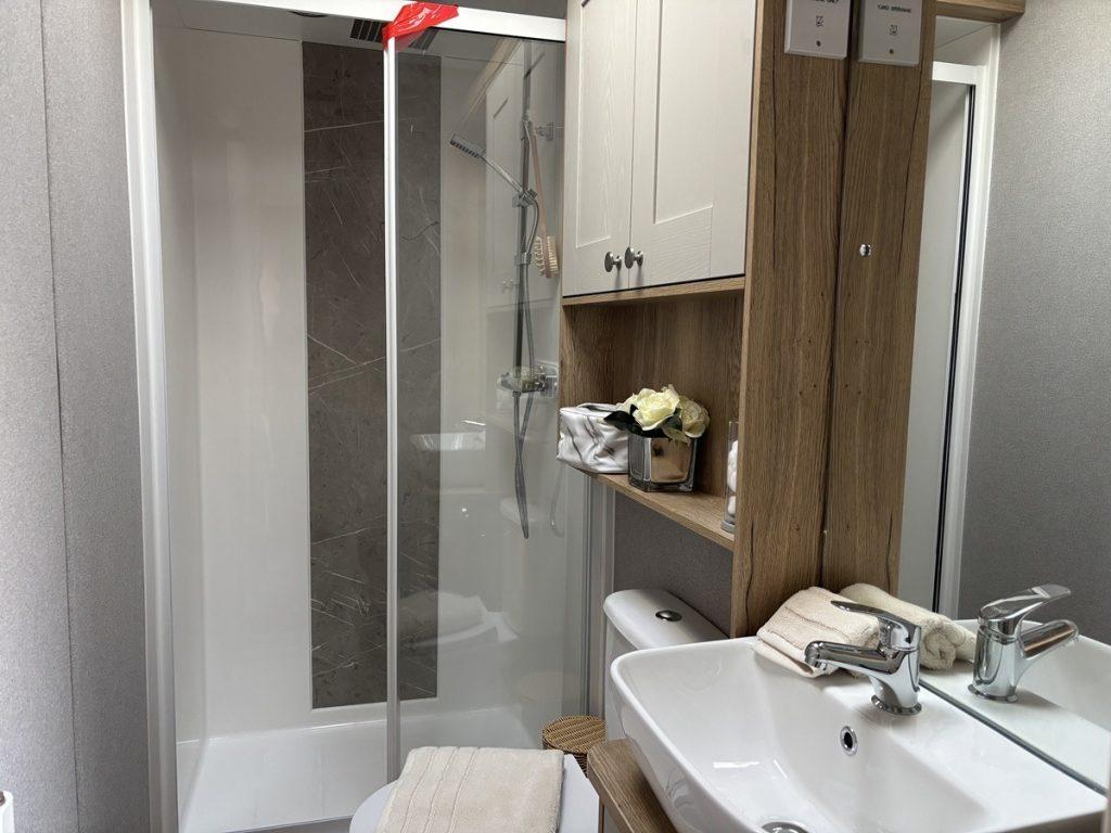78 Main Shower Room Smithy