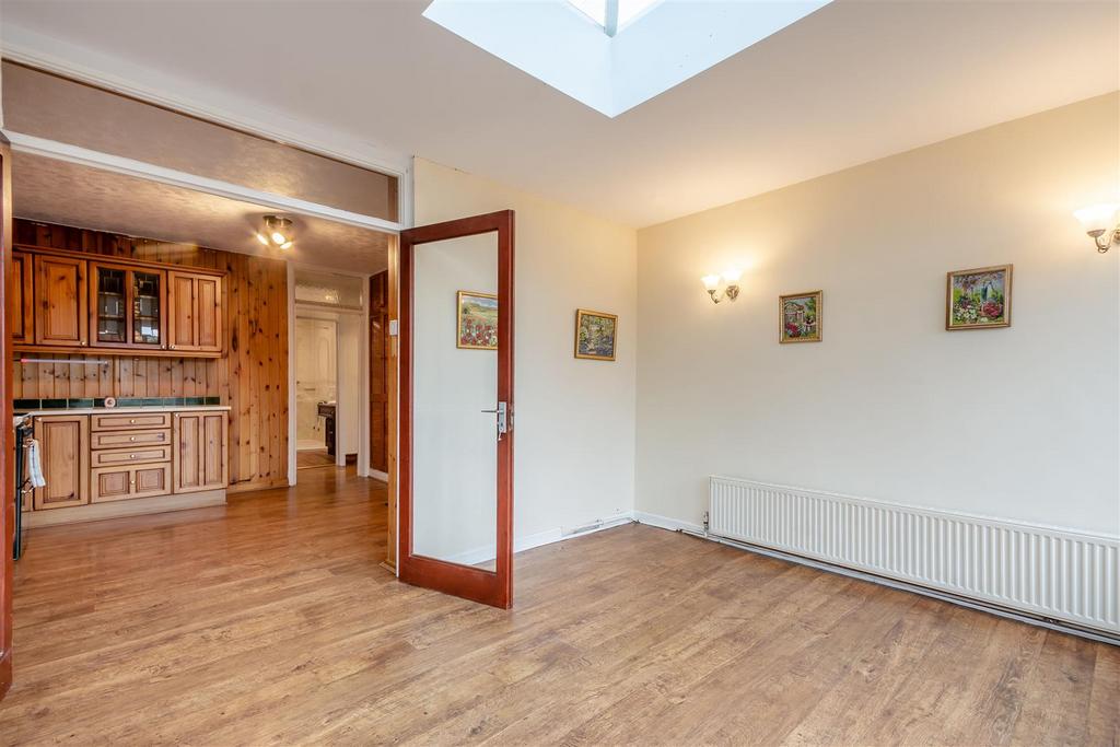 8668365-interior13.jpg