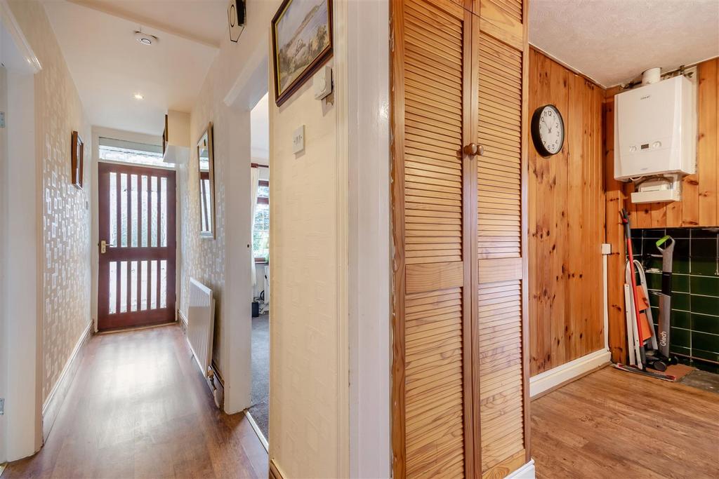 8668365-interior17.jpg