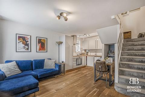 1 bedroom semi-detached house for sale, Hampden Close, North Weald