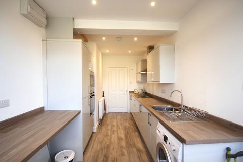 undefined, Elms Close, Taunton TA1
