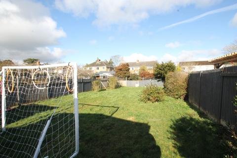 undefined, Elms Close, Taunton TA1