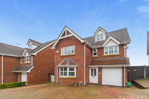 Lakefield Court, Gwersyllt, Wrexham
