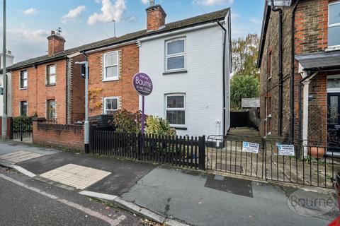 Arnold Road, Woking, Surrey, GU21