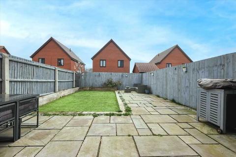 10 Compton Way, Birmingham, B33 8DD