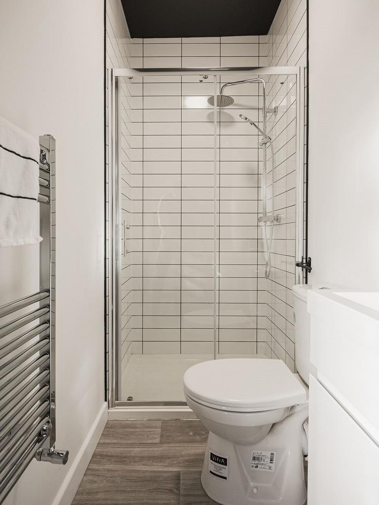Bed 2 ensuite