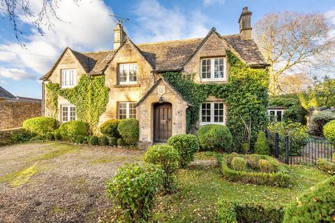 3 bedroom detached house for sale, The Street, Grittleton