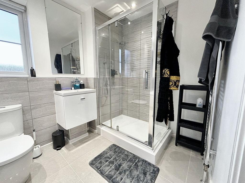 Ensuite