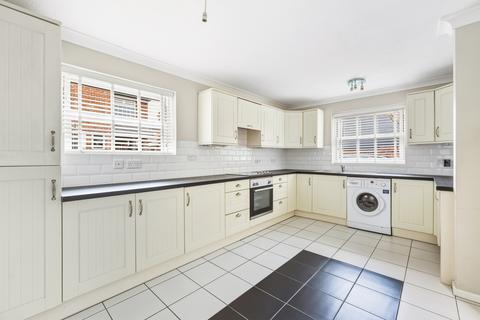 4 bedroom detached house for sale, Maynard Close, Essex CM6